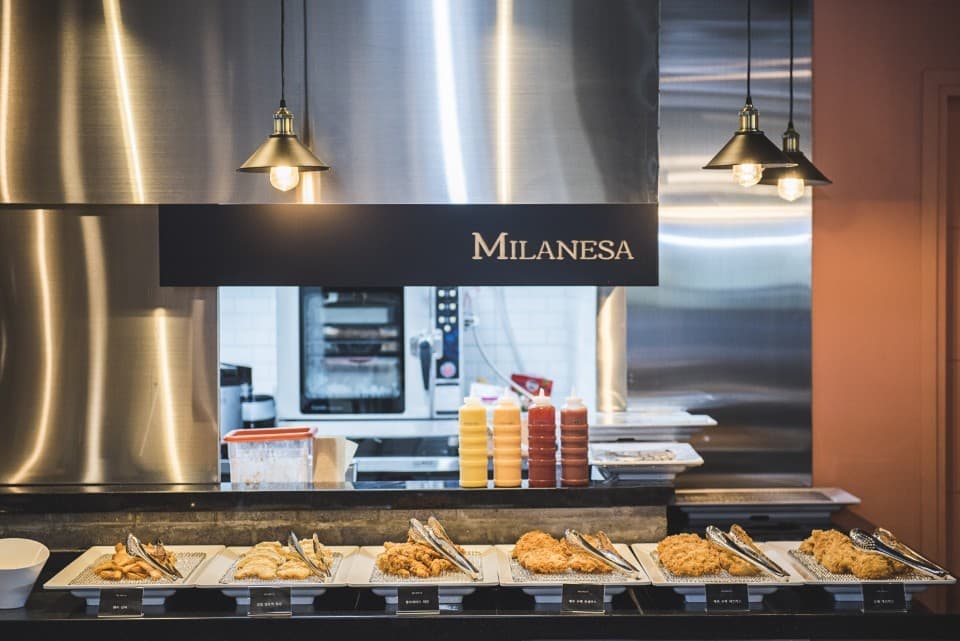 흑돼지돈까스 뷔페 밀라네사 - 이미지 1